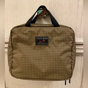 Tom Bihn Deluxe Spiff Kit